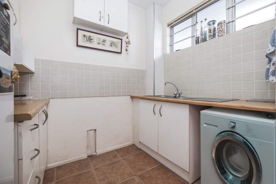 0 Bedroom Property for Sale in Three Anchor Bay Western Cape